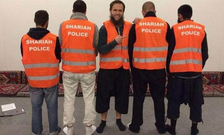 Muzulmán "vallásrendőrség" Wuppertalban